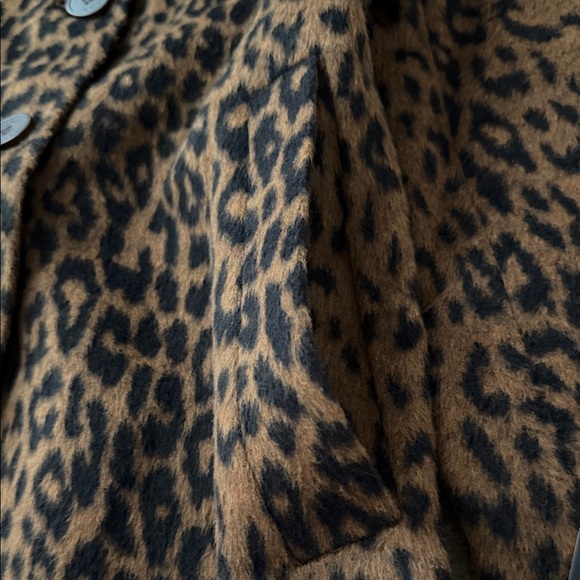 Tahari -Long Sleeve Notch Collar Button Down Dk Brown Leopard Print Long Coat - Picture 9 of 10